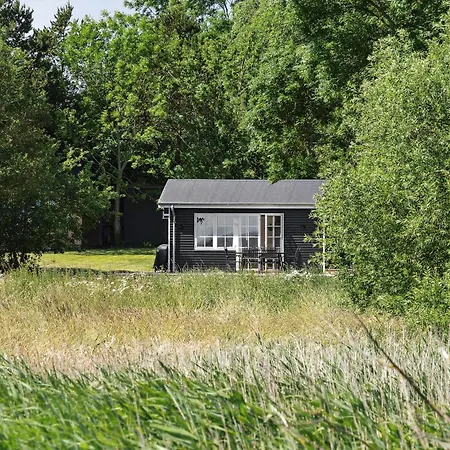 With Lillebaelt As Neighbour And A View Over Fields Vakantiehuis