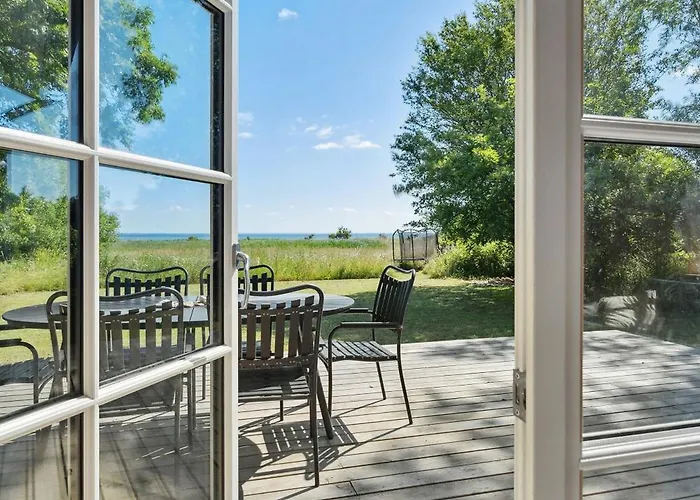 With Lillebaelt As Neighbour And A View Over Fields Vakantiehuis